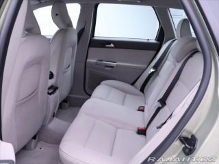 Volvo V50 2,0 D 100kW Aut. Kinetic 2010