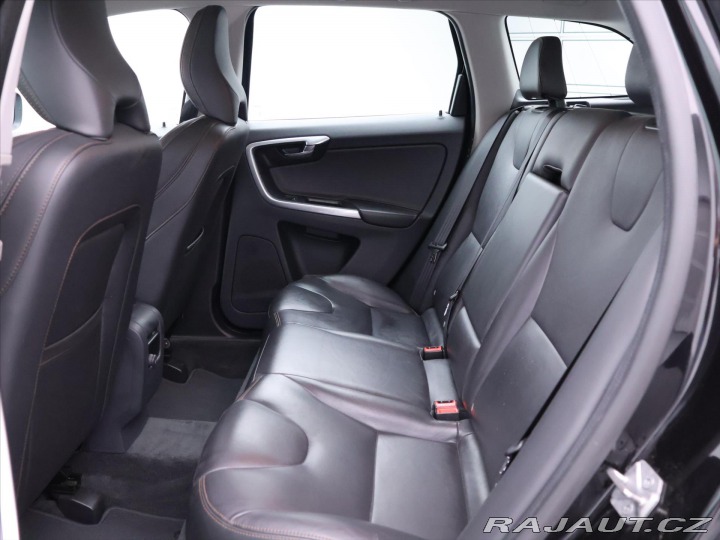 Volvo XC60 2,4 D5 162kW AWD Summum D 2017