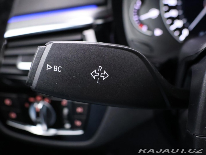 BMW 5 2,0 dA 140kW M-Paket, Zár 2018