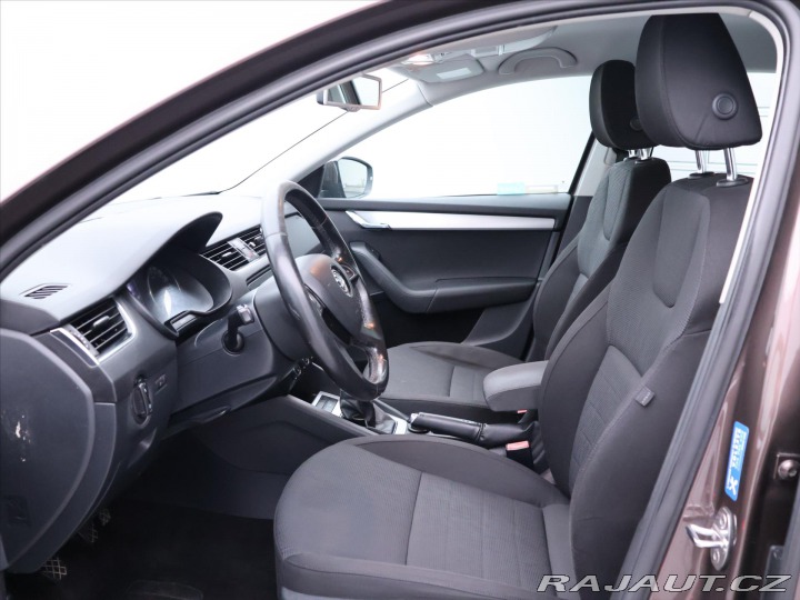 Škoda Octavia 1,6 TDI CZ Elegance Serv. 2013