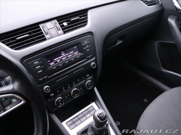 Škoda Octavia 1,6 TDI CZ Elegance Serv. 2013