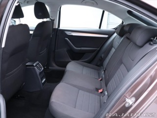 Škoda Octavia 1,6 TDI CZ Elegance Serv. 2013