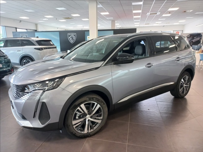 Peugeot 5008 1,5   ALLURE PACK 130k EA