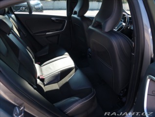 Volvo S60 2,0 T3 R.Design 2015