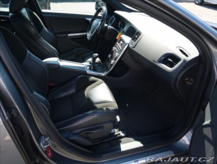 Volvo S60 2,0 T3 R.Design 2015
