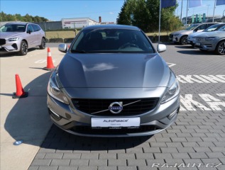 Volvo S60 2,0 T3 R.Design 2015