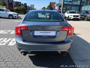 Volvo S60 2,0 T3 R.Design 2015
