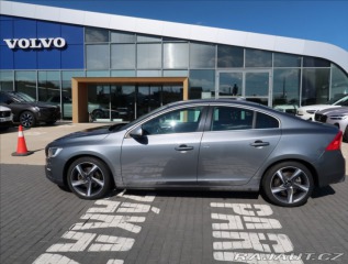 Volvo S60 2,0 T3 R.Design 2015