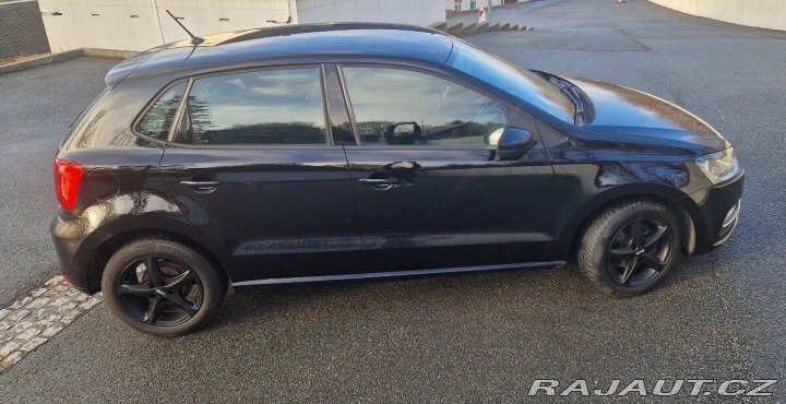 Volkswagen Polo Prodám svůj milování vůz 2014