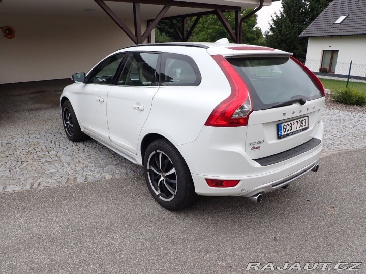 Volvo XC60 2,4 D5AWD 2010