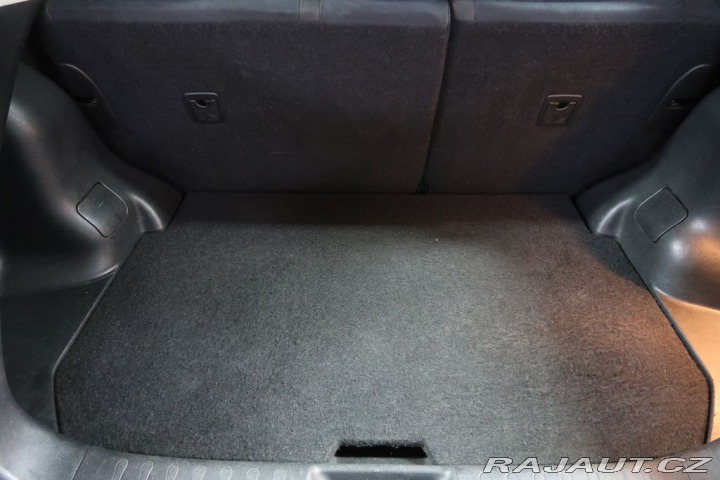 Nissan Juke 1.6i,86kW,CZ,Manuál 2014