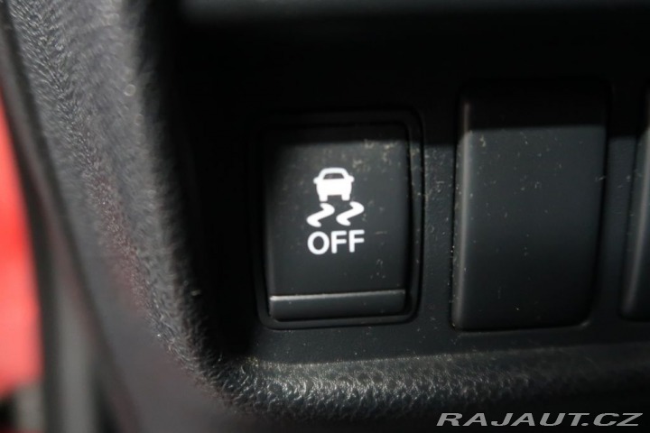 Nissan Juke 1.6i,86kW,CZ,Manuál 2014