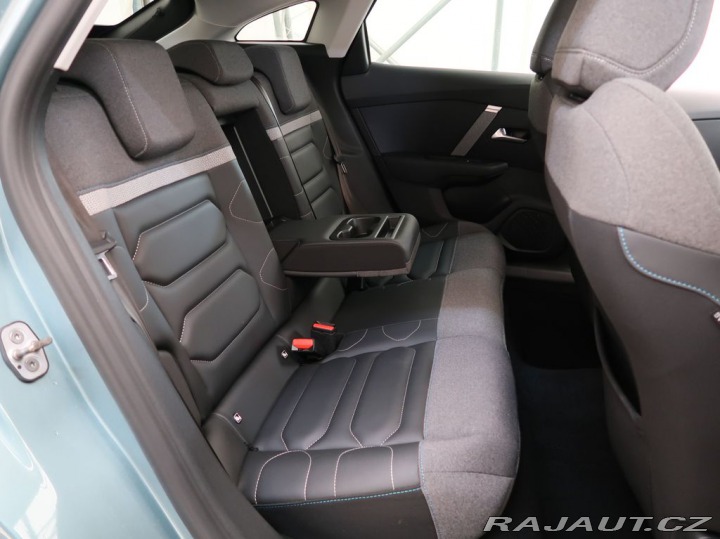Citroën C4 1.2PureTech,96kW,SHINE,MA 2021