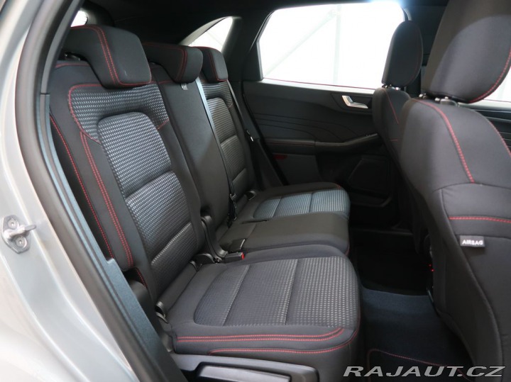 Ford Kuga 1.5EcoBoost,110kW,ST-LINE 2023