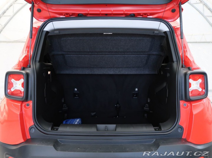 Jeep Renegade 1.5MHEV,CZ,1Maj,LONGITUDE 2023