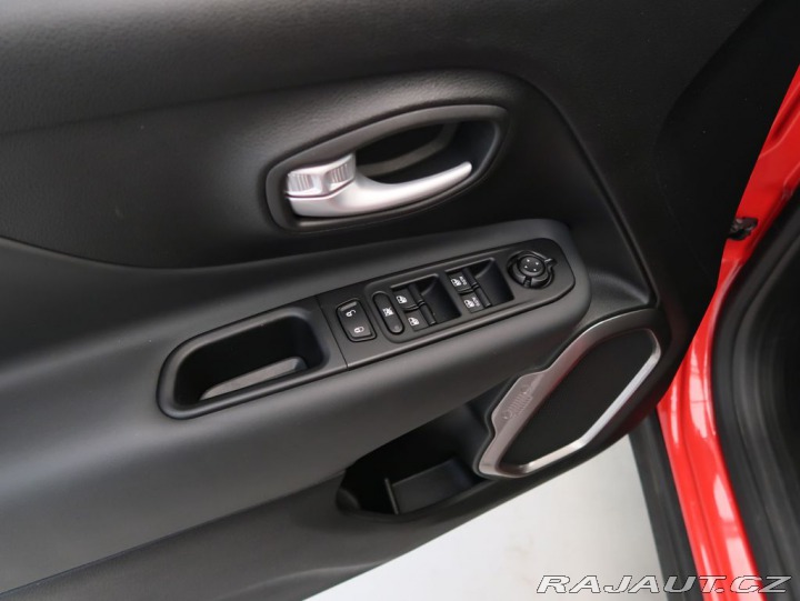 Jeep Renegade 1.5MHEV,CZ,1Maj,LONGITUDE 2023