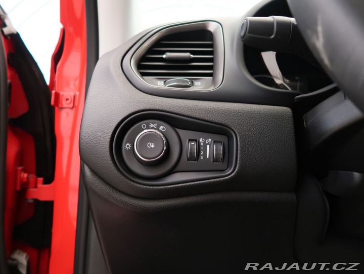 Jeep Renegade 1.5MHEV,CZ,1Maj,LONGITUDE 2023