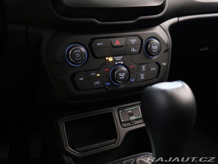Jeep Renegade 1.5MHEV,CZ,1Maj,LONGITUDE 2023
