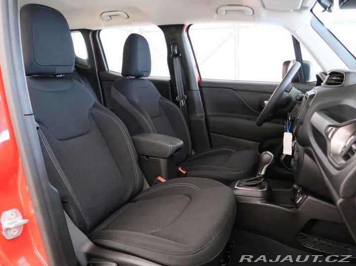 Jeep Renegade 1.5MHEV,CZ,1Maj,LONGITUDE 2023