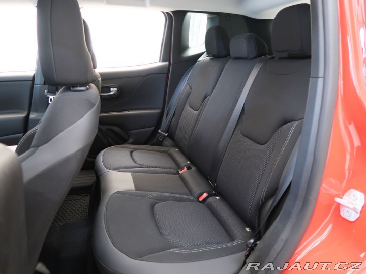 Jeep Renegade 1.5MHEV,CZ,1Maj,LONGITUDE 2023