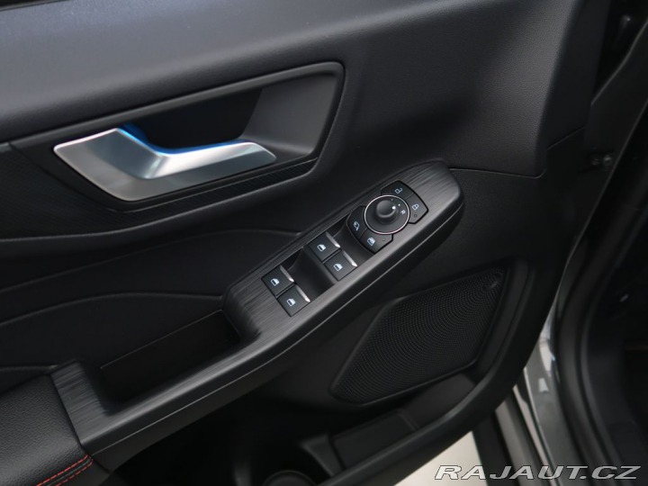 Ford Kuga 1.5EcoBoost,110kW,ST-LINE 2023