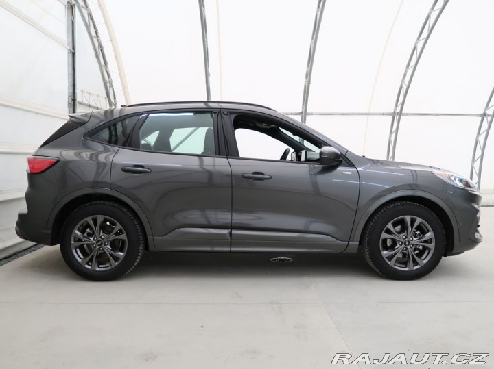 Ford Kuga 1.5EcoBoost,110kW,ST-LINE 2023