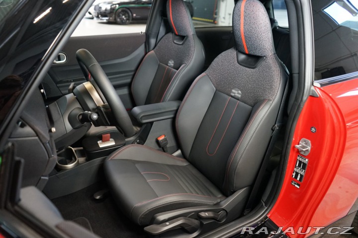 Mini Cooper S S*JCW*HUD*CAMERA*CARPLA 2025