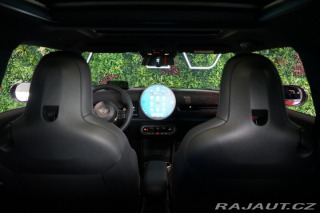 Mini Cooper S S*JCW*HUD*CAMERA*CARPLA 2025