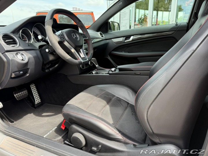 Mercedes-Benz C C 63 AMG Black Series 2012