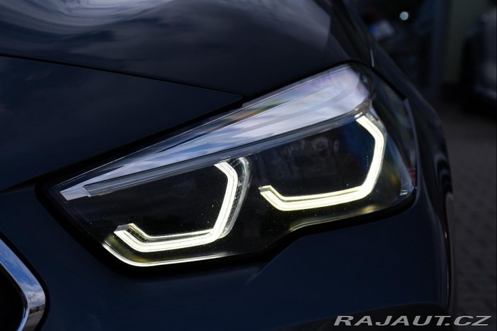 BMW 2 218i M-SPORT LED HUD 1M Č 2021