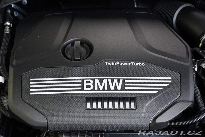 BMW 2 218i M-SPORT LED HUD 1M Č 2021