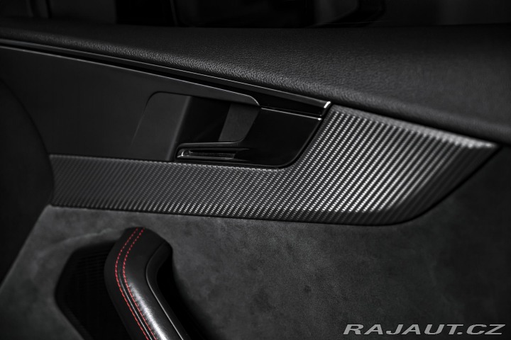 Audi RS5 MASÁŽ/KARBON/ST.OKNO/360 2019
