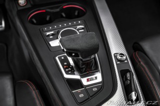 Audi RS5 MASÁŽ/KARBON/ST.OKNO/360 2019