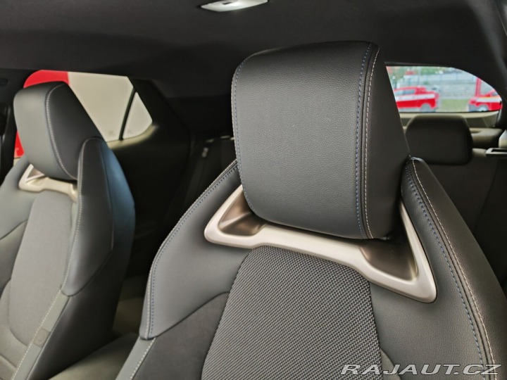 Toyota C-HR 2.0 Hybrid 4x4 Executive 2023