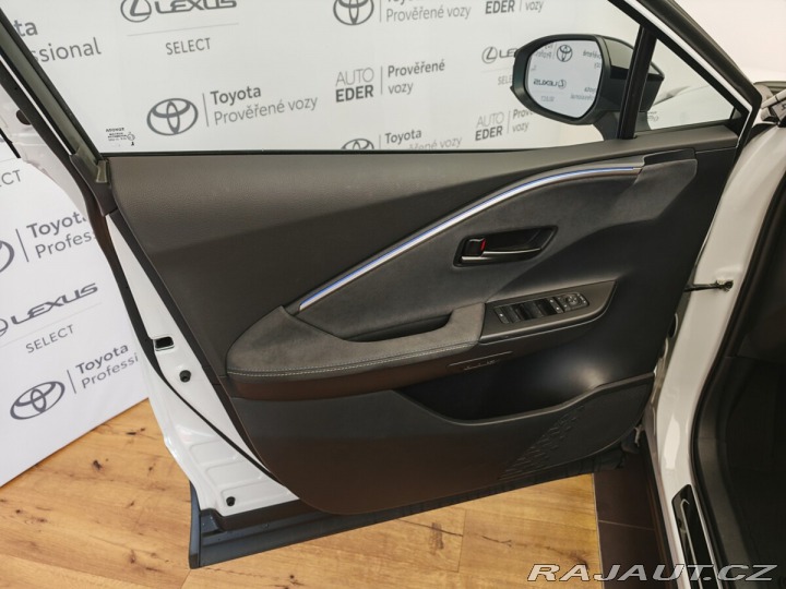 Toyota C-HR 2.0 Hybrid Executive AWD 2023