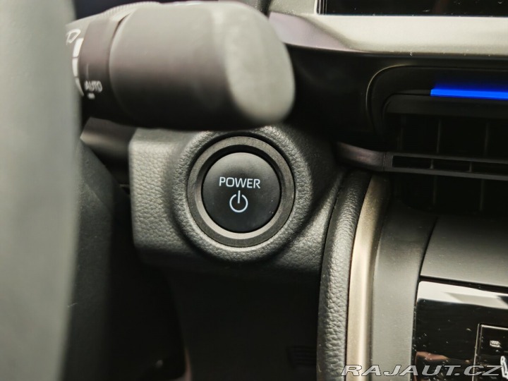 Toyota C-HR 2.0 Hybrid 4x4 Executive 2023