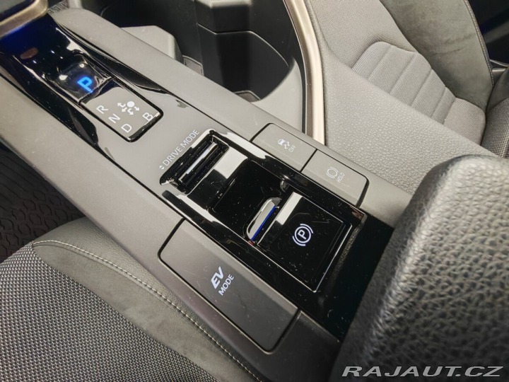 Toyota C-HR 2.0 Hybrid 4x4 Executive 2023