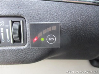 Chrysler Town & Country 3,6 211kw LPG, odp. DPH, 2012