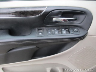 Chrysler Town & Country 3,6 211kw LPG, odp. DPH, 2012
