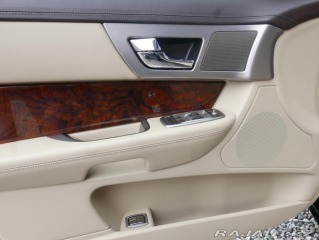 Jaguar XF 3,0L V6 175kW Automat 2008