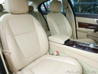 Jaguar XF 3,0L V6 175kW Automat 2008