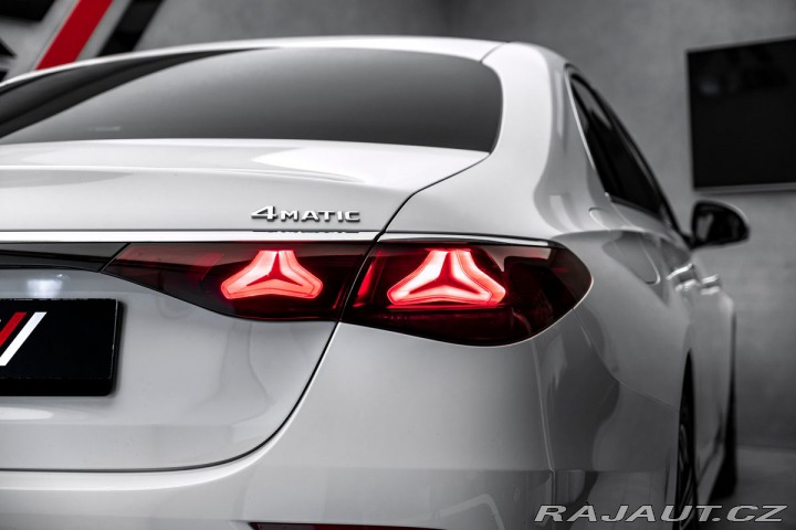 Mercedes-Benz E 4Matic Avantagarde Advanc 2024