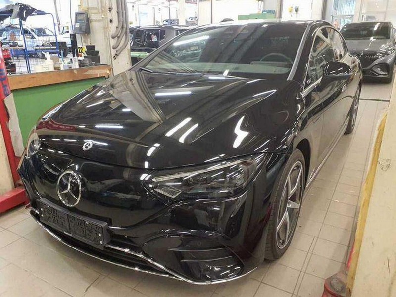 Mercedes-Benz EQE 350 AMG Připravujeme