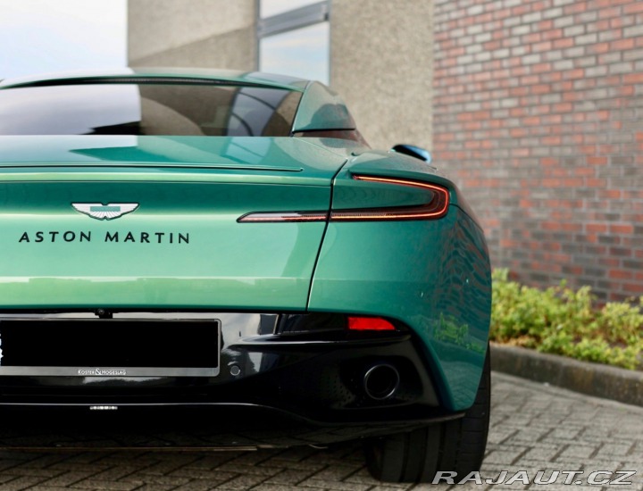 Aston Martin DB12 4.0 V8, Iridiscent Emera 2023