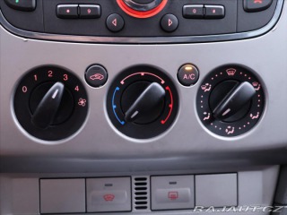 Ford Focus 2,0 TDCi Klima Tažné STK 2008
