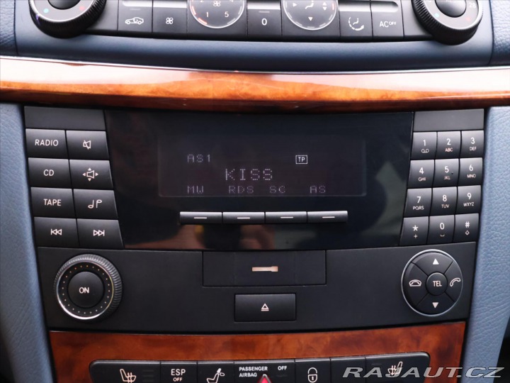 Mercedes-Benz E 2,7 270CDI 130kW Elegance 2003
