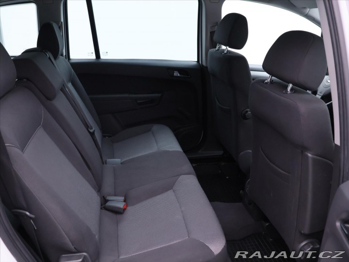 Opel Zafira 1,8 i 103kW Automat 7-Mís 2011