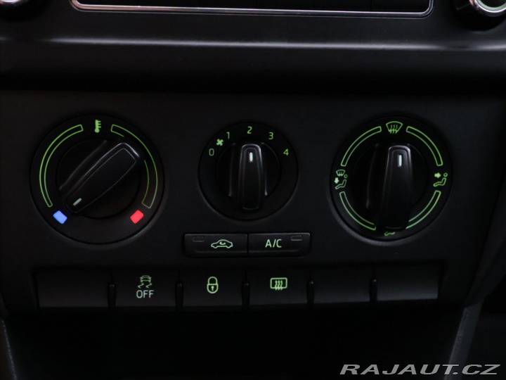 Škoda Rapid 1,6 TDI 77kW Klimatizace 2014