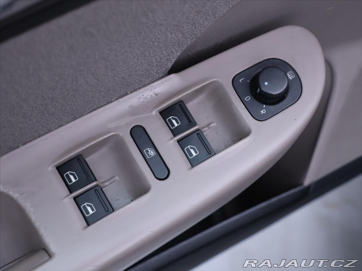 Volkswagen Passat 2,0 TDI 103kW DSG CZ Serv 2006