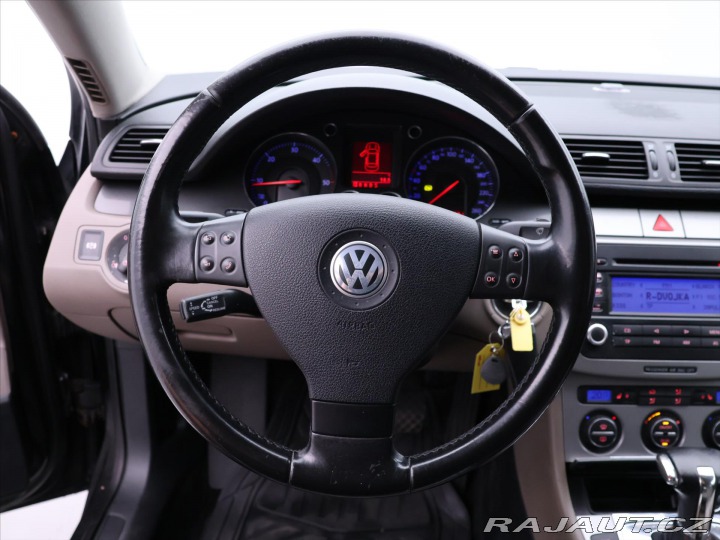 Volkswagen Passat 2,0 TDI 103kW DSG CZ Serv 2006
